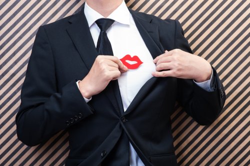 キス好き必見 ヤバイ くらい気持ちいい濃厚なキスのやり方4選 Coicuru