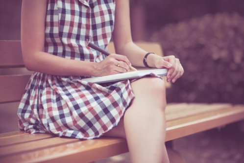 きれいな女性って 意外なズレ 男が思うきれいな女性の特徴5選 彼氏 彼女 恋愛の悩みならコイクル