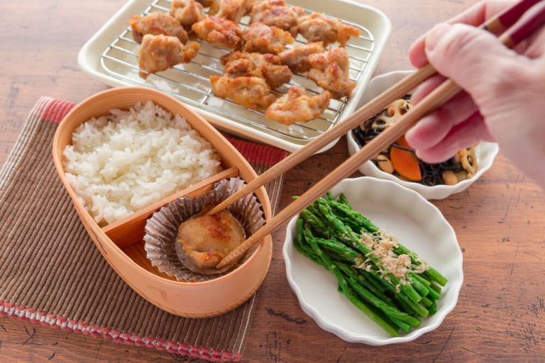 ここへ到着する 彼女 お 弁当 嬉しい 写真と画像